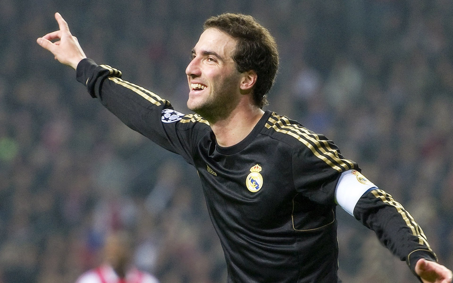 从三球王到三笘核，世界杯之夜，他如何用跑动重绘足球地图？