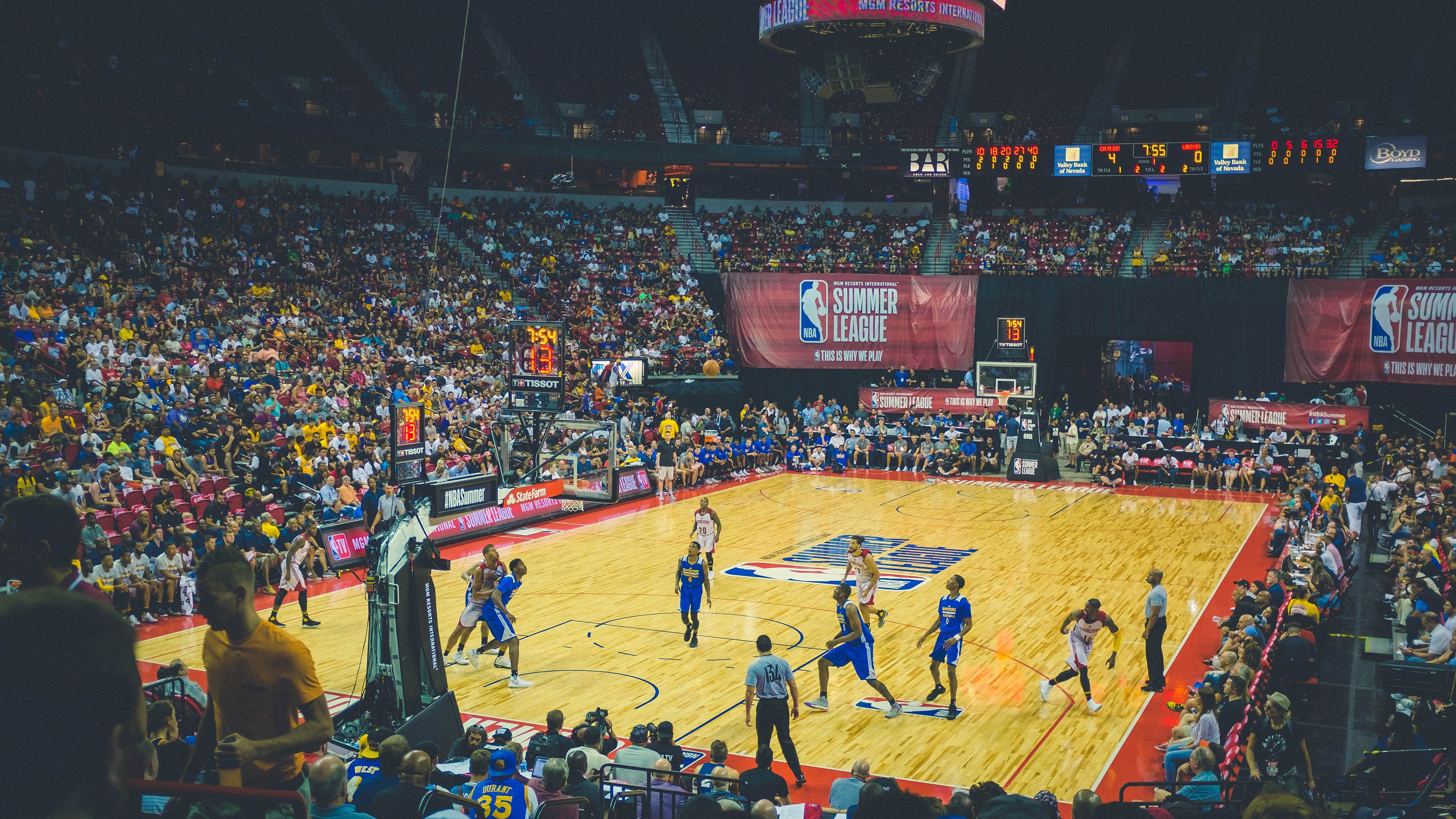 伦纳德比赛走势一手掌控，火箭击败爵士